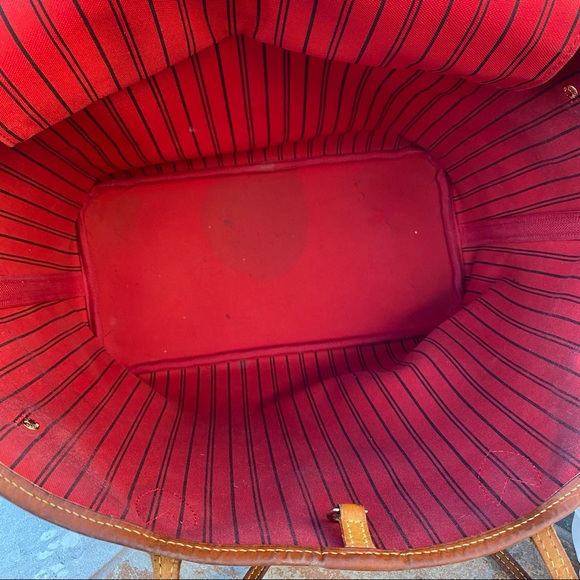 SOLD Louis Vuitton Monogram Canvas MM Neverfull - Picture 13 of 16